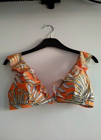 Bikini üstü 