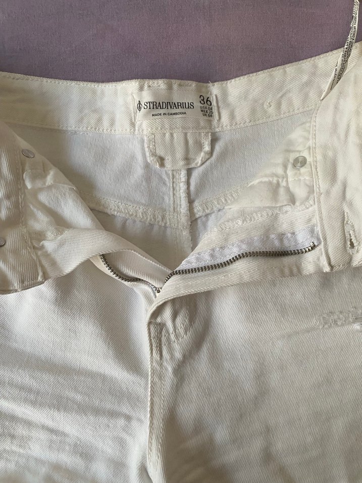 Kadın Beyaz Mini Denim Şort - Görsel 3