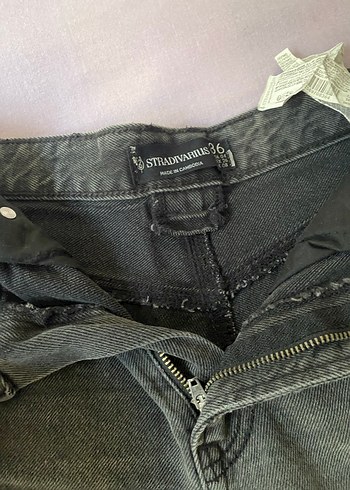 Düğmeli Gri Mini Denim Şort - Görsel 2