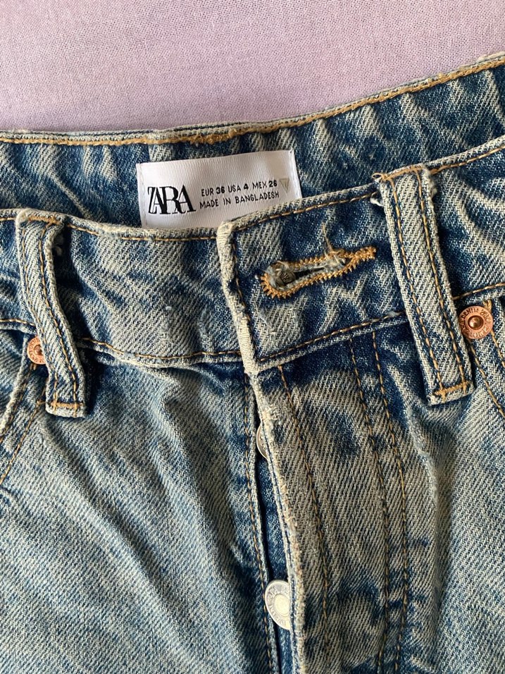 Düğmeli Mini Denim Şort - Görsel 3