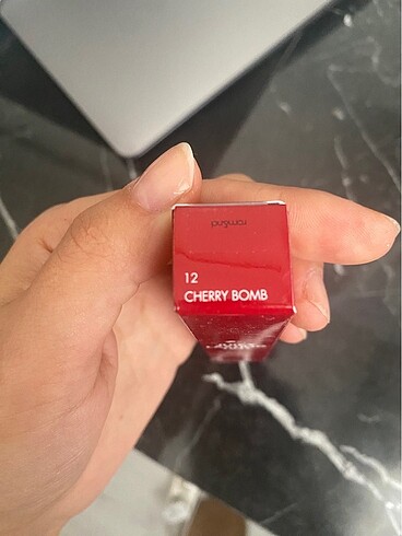 Diğer Romand Juicy Lasting Tint