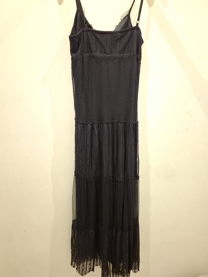 Dantel Detaylı Siyah Uzun Askılı Elbise - Görsel 5