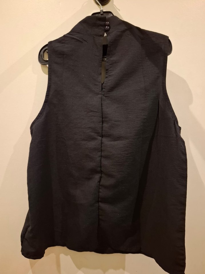 Drapeli Siyah Kolsuz Keten gömlek - Görsel 5