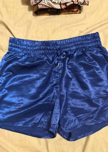 Kadın Etiketli Mavi Mini Saten Şort - Görsel 3