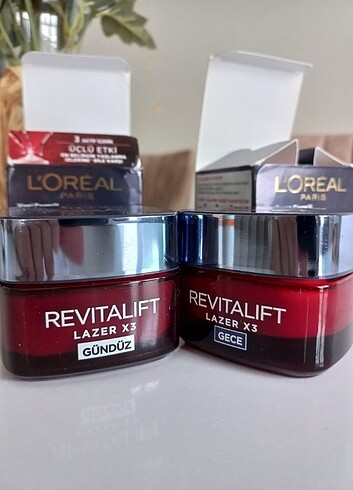 Loreal paris yoğun yaşlanma karşıtı krem REVITALIFT LAZER×3 GECE