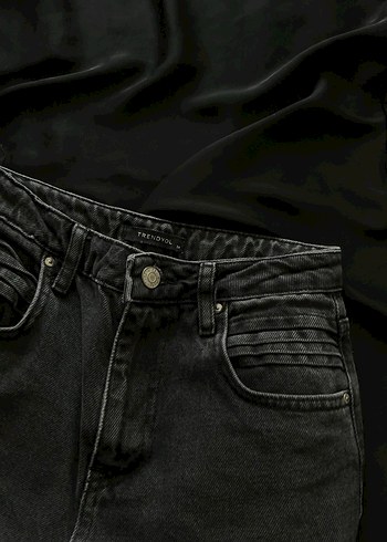 Trendyol & Milla Siyah Kadın Denim Pantolon