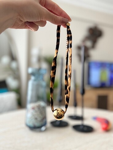  Beden altın Renk Leopar desenli gold küre kolye