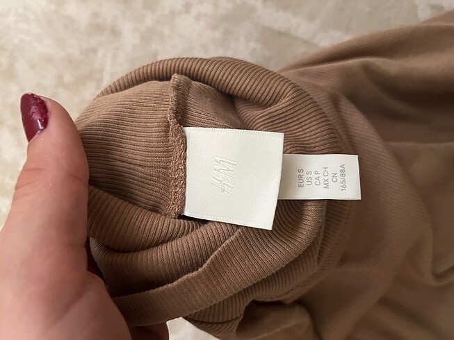 H&M Boğazlı body