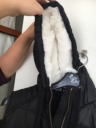 LC Waikiki Siyah yelek mont
