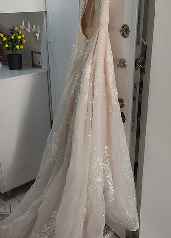 Bej renkli gelinlik  - Görsel 3