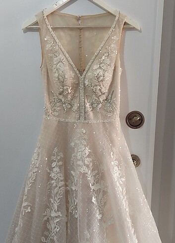 Bej renkli gelinlik  - Görsel 9