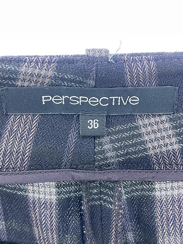 36 Beden çeşitli Renk Perspective Mini Şort %70 İndirimli.