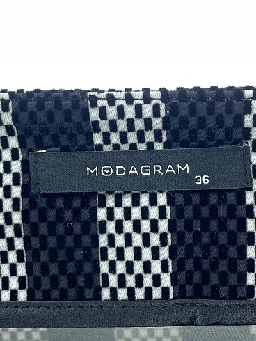 36 Beden çeşitli Renk Modagram Midi Etek %70 İndirimli.