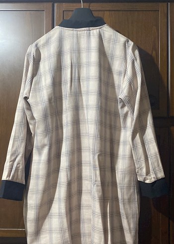 Uzun Kollu Ekose Bej Kadın Gömlek - Görsel 4