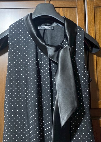 Kadın Siyah Puantiyeli Midi Halter Elbise - Görsel 2