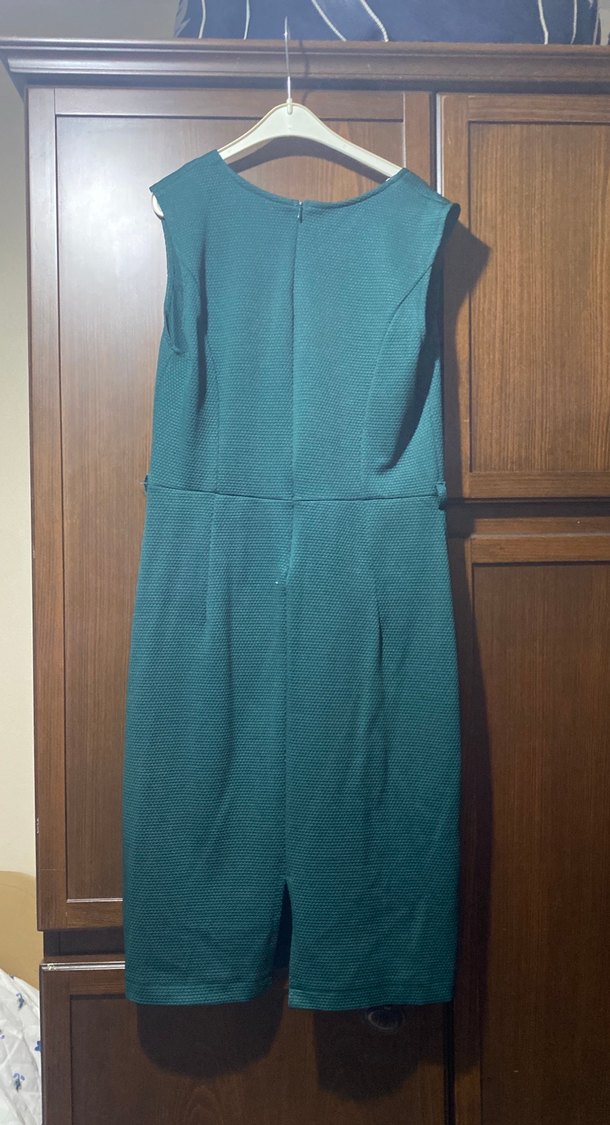 Turkuaz Midi V Yaka Kolsuz Ofis Elbisesi - Görsel 3