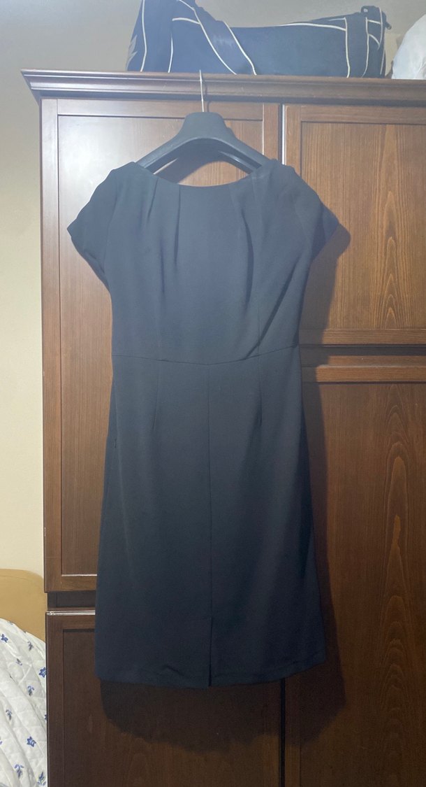 Siyah Midi Kısa Kollu Ofis Elbisesi - Görsel 4