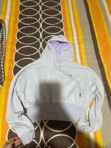 crop sweatshirt