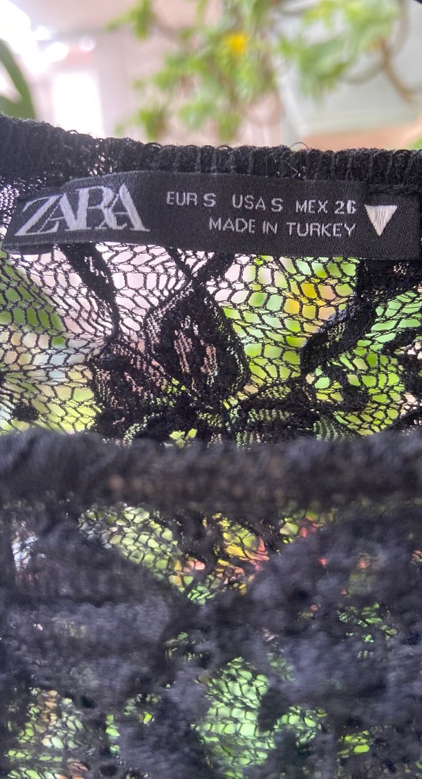 Dantel Detaylı Siyah Gotik Kadın Bluz - Görsel 2