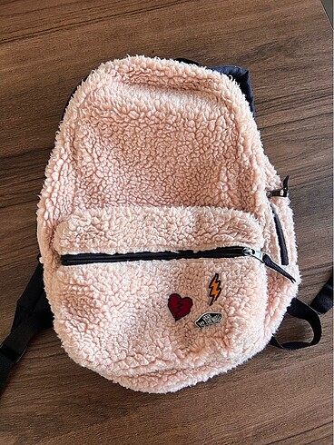 Vans peluş sırt çantası