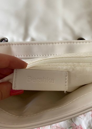 Bershka Bershka Zincir Detaylı Beyaz Kadın Çanta