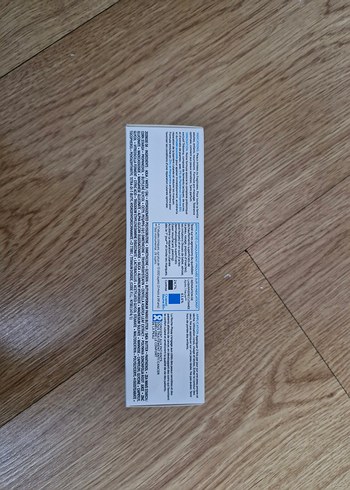 La Roche-Posay Cicaplast Baume B5 Onarıcı Krem - Görsel 2