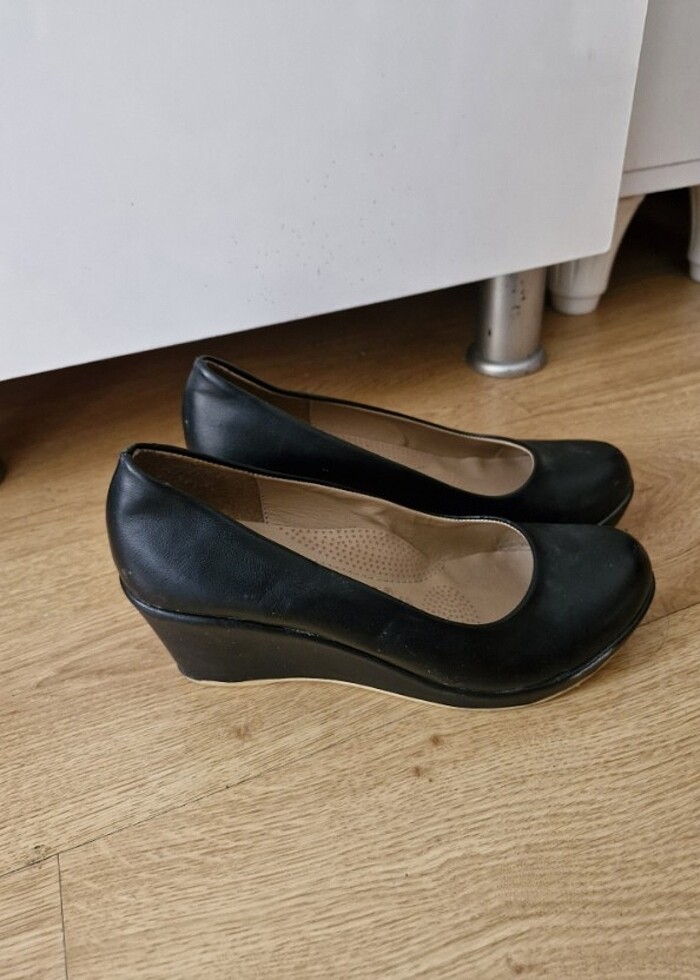 Dolgu topuk ayakkabi  - Görsel 2