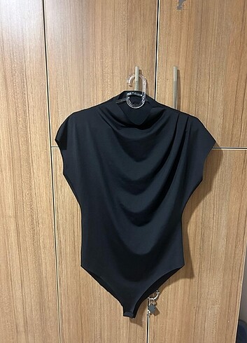 Zara Body