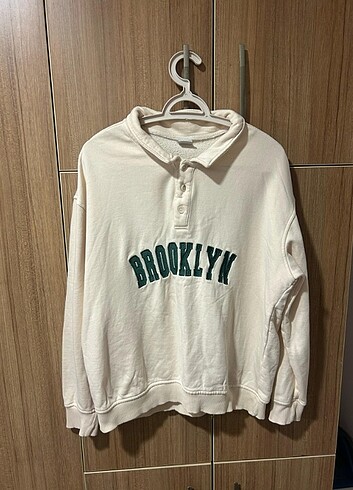 De Facto Brooklyn Sweatshirt