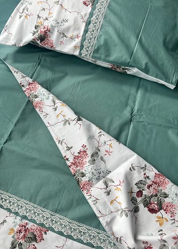 Çiçek Desenli Nevresim Takımı - Görsel 4