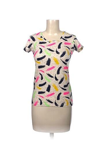 PreLoved T-shirt %70 İndirimli.