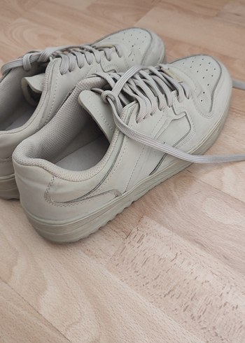 Bershka Unisex Spor Ayakkabı - Görsel 2