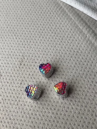Hologram mermaid kalp charm