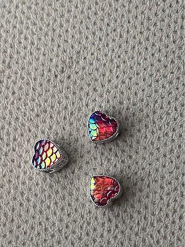  Beden Hologram mermaid kalp charm