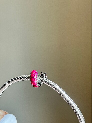 Pandora Pembe tırtıl charm stok 1
