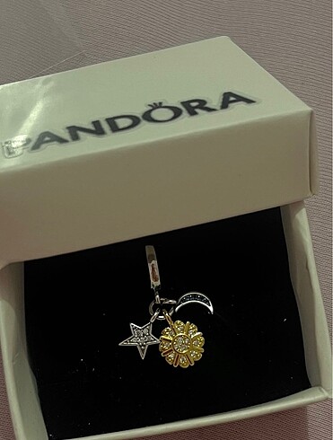 Pandora Gökyüzü üçlü sallantılı charm