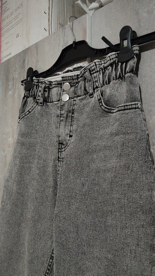 Kadın Gri Bel Detaylı Midi Kot Pantolon - Görsel 5