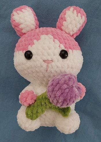 Lale Tutan Pembe Beyaz Peluş Tavşan Amigurumi Oyuncak