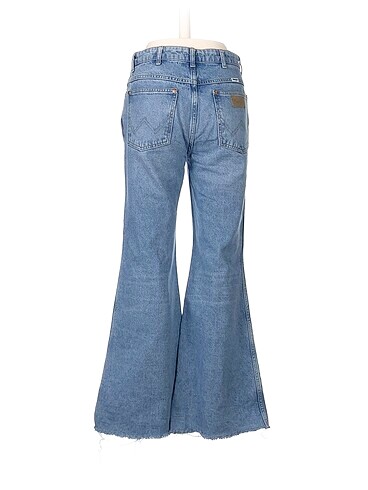 27 Beden Wrangler Jean / Kot %70 İndirimli.