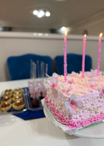 Altın Renkli Kelebek Figürlü Süsleme - Görsel 3