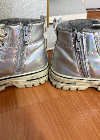 Lc waikiki bot - Görsel 4