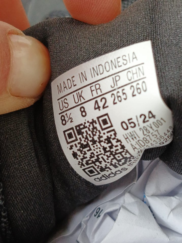 Adidas Siyah Erkek Spor Ayakkabı orjinal üründür - Görsel 3