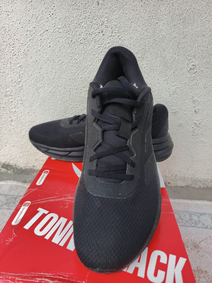 Adidas Siyah Erkek Spor Ayakkabı orjinal üründür - Görsel 2