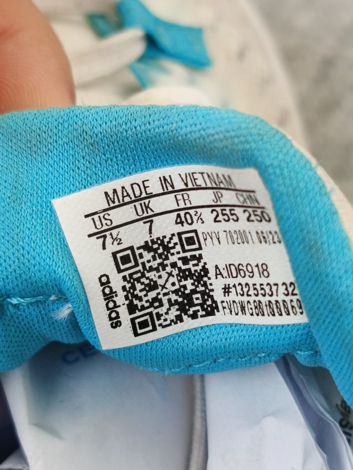 Beyaz Gri Erkek Koşu Ayakkabısı Adidas orjinal üründür - Görsel 3