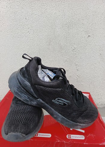 Skechers 38