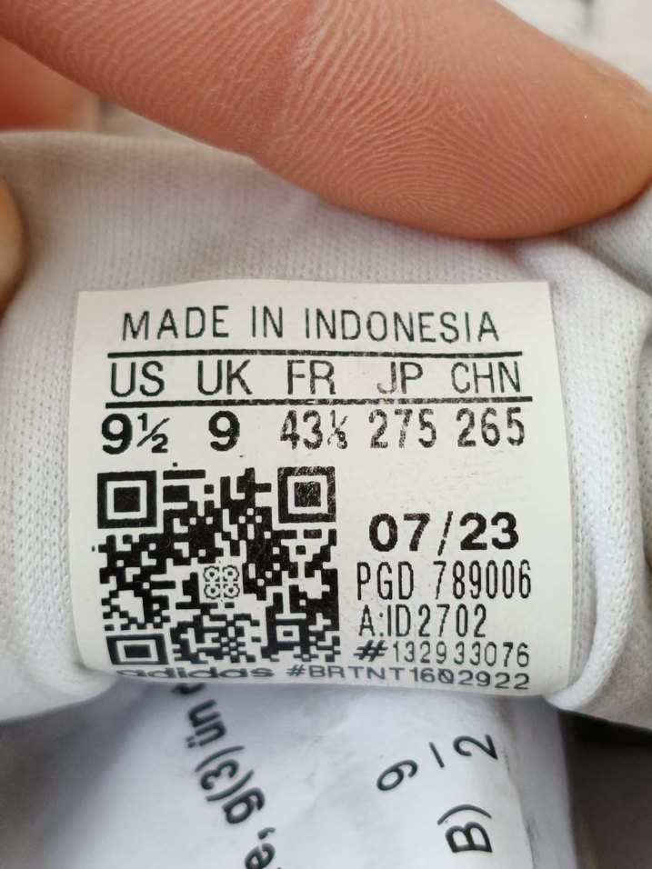 Erkek Beyaz Spor Ayakkabı Bağcıklı adidas orjinal üründür - Görsel 3