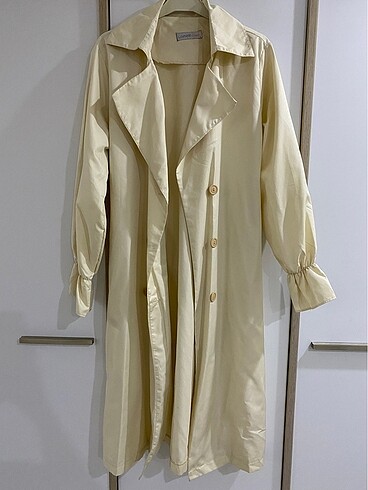 Krem trenchcoat