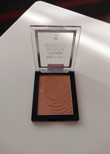 Wet n Wild Bronzer - Ticket To Brazil - Görsel 2