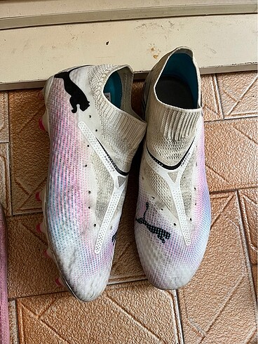 41 Beden beyaz Renk Puma Krampon