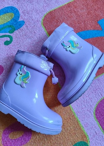 Kızlar İçin Mor Unicorn Detaylı Bot